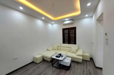 Bán Chung cư THANH XUÂN, MẶT ĐƯỜNG KHUẤT DUY TIẾN chỉ 2 TỶ 5  THOÁNG, MÁT, DÂN TRÍ CAO, Ô TÔ ĐỖ, nội thất ĐẦY ĐỦ, Ở NGAY KHI MUA.