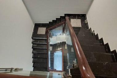 Bán gấp nhà đất mặt tiền P. Linh Trung tặng 2 căn biệt thự gần 1000m2 giá rẻ nhất khu vực