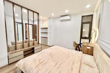 Bán nhà Dịch Vọng,Cầu Giấy,Ô tô gần,KD,Full nội thất,40m2x5T,giá 4.95 tỷ