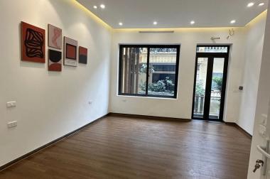 Nhà đẹp Lê Trọng Tấn 55m x 4 tầng, mt: 5m, ô tô, thang máy