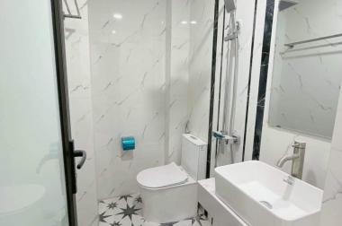 Bán gấp - bán chung cư CT1 Đại học Kinh Tế Quốc Dân - Đại La - Giải Phóng - nội thất đầy đủ, ở ngay