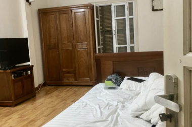 Bán nhà ngõ 102 Trường Chinh, 2 THOÁNG, MT RỘNG, 104m2, 3 tâng, chỉ 7.71 tỷ.