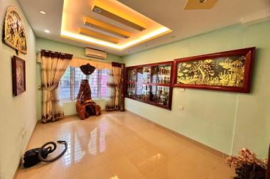 Cần cho thuê nhà 5 tầng tại số 7 ngách 91, ngõ 1194 đường Láng, Đống Đa