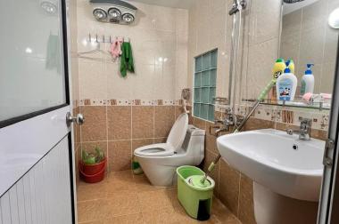 Cần cho thuê nhà 5 tầng tại số 7 ngách 91, ngõ 1194 đường Láng, Đống Đa
