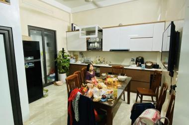 BÁN NHÀ PHƯƠNG MAI, ĐỐNG ĐA, GẦN HỒ, 50M2 4T MT4M, GIÁ 5.95 TỶ