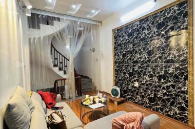 Bán nhà 370 Khương Đình 41m x 5 tầng, mt: 4m, 2 thoáng