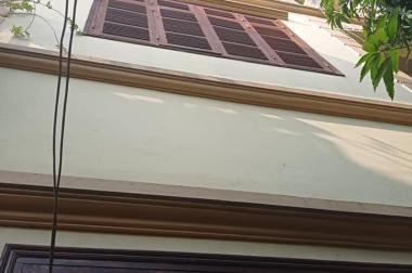 Bán nhà phố Nguyễn Khánh Toàn, Trước nhà oto tránh ngõ thông 55m2 8 tỷ