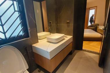 VIP Bà Triệu siêu đẹp, siêu đắc địa, siêu rẻ 200m hơn 100 tỉ 