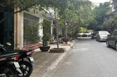 Bán nhà Nguyễn Hoàng Tôn, phân lô 60m2, MT 6.6m giá 7.5 tỷ