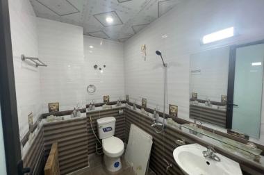 Nhà La Tinh Đông La. Nằm cách Yên Nghĩa 800m. Mặt ngõ thoáng. 50m ra trục chính. S 30m2 1,8 tỷ