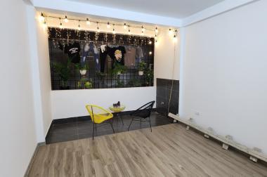 Bán nhà đường Trường Chinh. 36m2. 5 Tầng. Hơn 4 Tỷ. PHÂN LÔ. Ô TÔ. Nhà đẹp, ở ngay. 0378230032