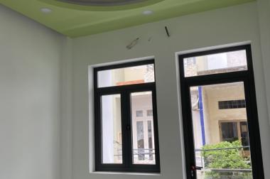 Cần bán nhà mới full nội thất, Hồ Thị Kỷ P.1, Q.10 (3,2x15m) 3 tầng, giá 8,5 tỷ TL