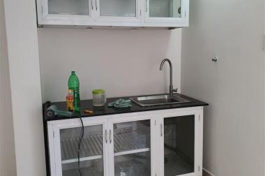 Phan Đăng Lưu Phòng master 1 khách bếp 1 phòng ngủ giá 6 tr
