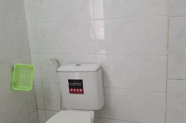 Phan Đăng Lưu Phòng master 1 khách bếp 1 phòng ngủ giá 6 tr