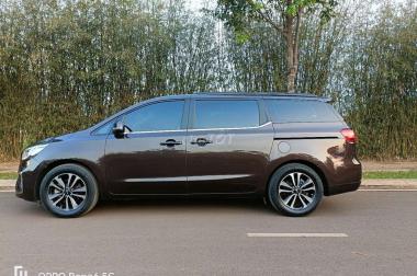 Gia đình cần ra đi gấp Kia Sedona 2017
