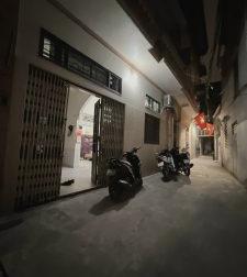 CẦN BÁN GẤP NHÀ XUÂN TẢO quận Bắc Từ Liêm, Hà Nội
