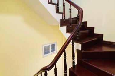 Bán nhà Hồ Đắc Di, Đống Đa lô góc, nhà đẹp full nội thất, ở ngay giá 5,6 tỷ.