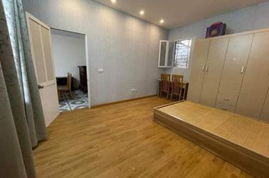 Chính chủ bán gấp nhà tập thể 42m tầng 1 đường Trần Bình Trọng , TP Thái Bình cạnh bến xe thành phố
