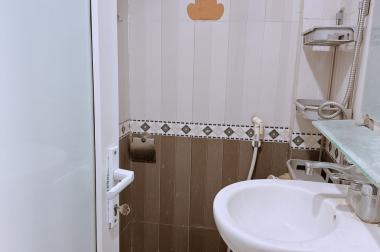 Cần bán gấp Chung cư mini Chùa Láng, căn studio 27m2, full đồ, nhận nhà ở ngay 