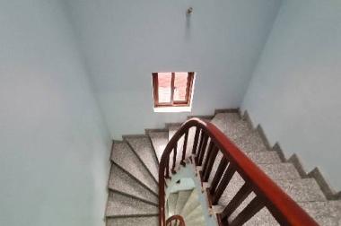 Chủ  nhiều nhà cần bán bớt Dt: 80m, MT: 6.5m, giá Nhỉnh 7,5 tỷ
