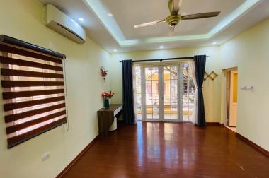 bán nhà ngõ 119 Hồ Đắc Di-Đống Đa 36mx4 tầng-3PN-lô góc-3 mặt thoáng-tặng nội thất gần phố