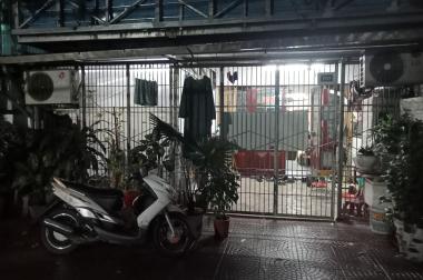 Cần bán nhà tầng 1 tập thể 128 C Đại La, Hai Bà trưng, Hà Nội