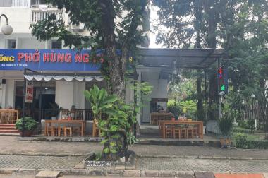 Cho thuê Shop 200m Phú Mỹ Hưng giá rẻ 60 triệu góc công viên đường lớn tiện làm quán ăn, cafe... 