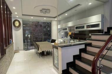 Bán nhà 3 lầu MT đường 6 khu bên sông , dt 112m2 , giá 12.6 tỷ
