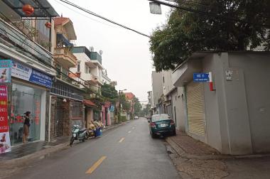Cầm bán gấp nhà Giang Biên, Long Biên cạnh Vinhomes, 5 tầng , thang máy, KD, Gara ô tô.
