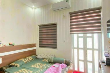 Cho thuê nhà đẹp hẻm 1982 Huỳnh Tấn Phát, Nhà Bè. Giá 7 triệu