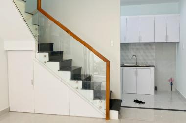  Bán nhà 1 trệt 1 lầu đường 8 linh xuân , dt 40m2 , giá 2.7 tỷ