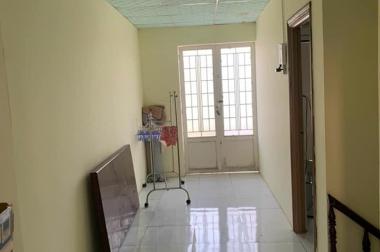 nhà 1 lầu 1 trệt sổ riêng chỉ 730tr