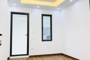 Hiếm. Nhà Ngõ 87 Tam Trinh Hoàng Mai 24m²×4T. Nhỉnh 2 Tỷ. Gần Ô Tô Tránh