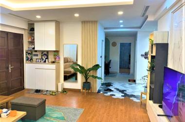 Bán CH Nguyễn Ngọc Vũ, 125m2, 3 ngủ, Chỉ 4,7 tỷ, Nhà đẹp, Nội thất nhập khẩu, Tiện ích ngập tràn