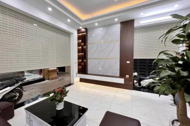 nhà Thái Thịnh 60m x 5 tầng, mt: 5m, ô tô đỗ khi cần, sổ vuông A4