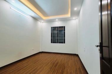 Bán nhà Phố Đội Cấni 40m2 4tầng lô góc nhỉnh 3Tỷ - 0934266313