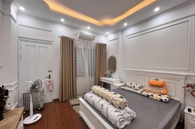 60m Mặt Tiền 5m Phố Trần Duy Hưng. Mua Đất Tặng Nhà Giá Nhỉnh 5 Tỷ. Chủ Cần Bán Gấp.