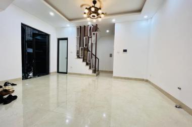 Bán nhàđường Láng 44m x 6 tầng, mt: 5m, ô tô qua nhà