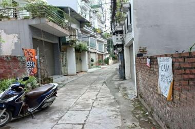 Bán đất Đức Giang, Long Biên ngõ ô tô tránh xe ba gác vào nhà, rộng rãi, gần phố, 43m, 2 tỷ 9 