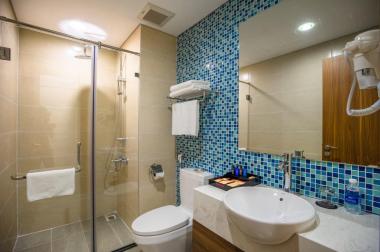 Em cần bán LỖ căn GÓC 2 NGỦ +2WC, FULL nội thất view Vịnh, ~70m2, tòa B chung cư Ramada Hạ Long
