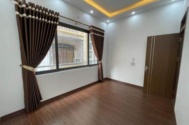 Bán nhà riêng Phương Canh, Nam Từ Liêm 42M 4 Tầng, 4P Ngủ,nội thất mới, gần đường lớn