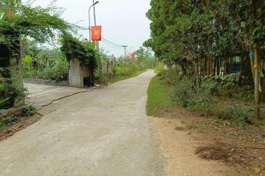 Bán ô đất xã Tân Trào, Tuyên Quang 10m ra đường chính. Ô tô vào thoải mái. giá chỉ 20 tr/m2