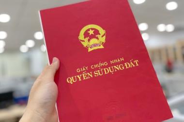 Tôi cần tiền bán mảnh đất tại Tuyên Quang. Kinh doanh được. giá chỉ 25 tr/m2. Cách cây xăng QL2C
