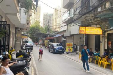 Chính chủ bán nhà phân lô ngõ 214 Nguyễn Xiển dt 52m2 giá 10,8 tỷ