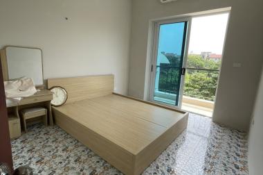 [1.5 tỷ] Có Ngay Căn Góc 78m2 2PN tại KĐT Việt Hưng, 2 Ban công, View sân công viên.