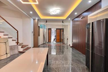Bán nhà mặt ngõ Trần Duy Hưng 52mx5T KD 2m ra mặt phố ngõ thông sổ vuông hơn 6 ty 0969040000
