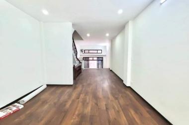 Bán nhà Trần Duy Hưng 50m x 5 tầng, mt: 4m