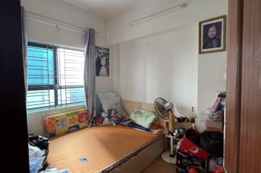 Chủ nhà cần bán căn hộ vp5 Linh Đàm, 59m2, 2 phòng ngủ, 2 phòng vs, nhà đẹp, sổ đỏ chính chủ, giá rẻ bất ngờ 