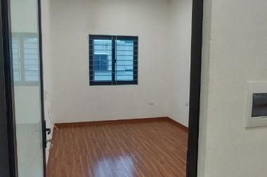 Chính chủ cần bán nhà 2 tầng mặt ngõ rộng tại 238 Âu Cơ, Quảng An, Tây Hồ, Hà Nội.