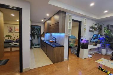 Hàng độc nhất vô nhị : Căn hộ B1 HUD2 Linh Đàm, 67.4m2, sàn gỗ chất lượng tốt, giá 2.6 tỷ.
